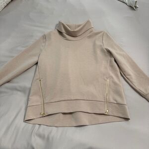 Addison Bay everyday cream turtleneck top size Med- excellent condition